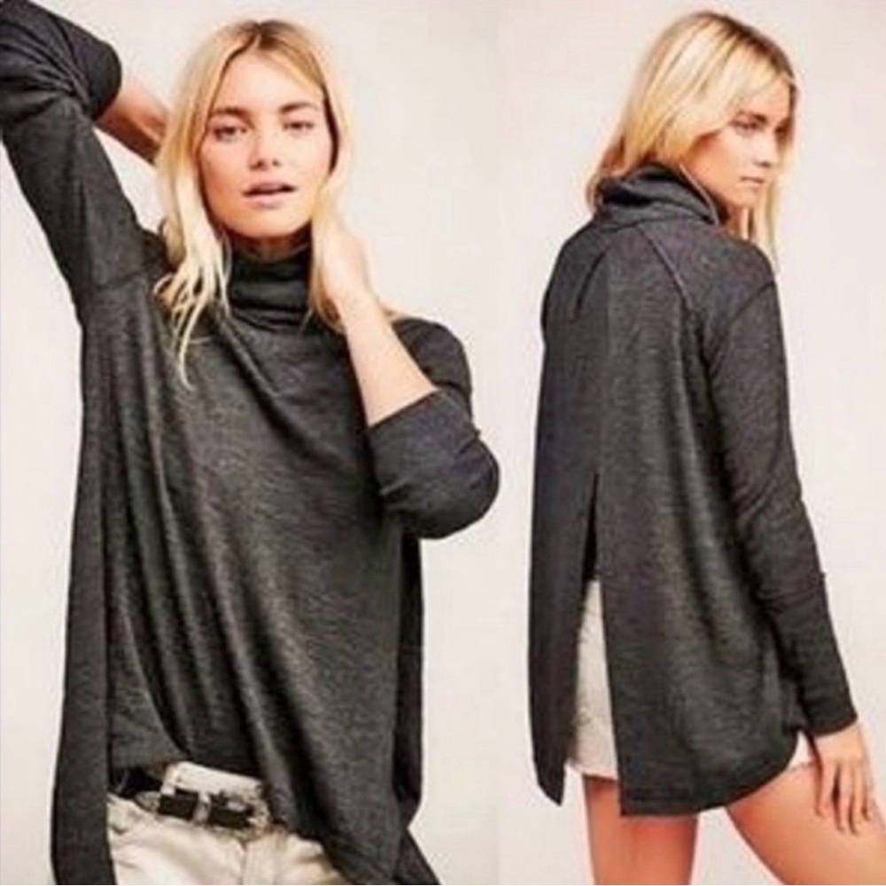 We The Free Open Back Dark Gray Turtleneck Sweater AO0364